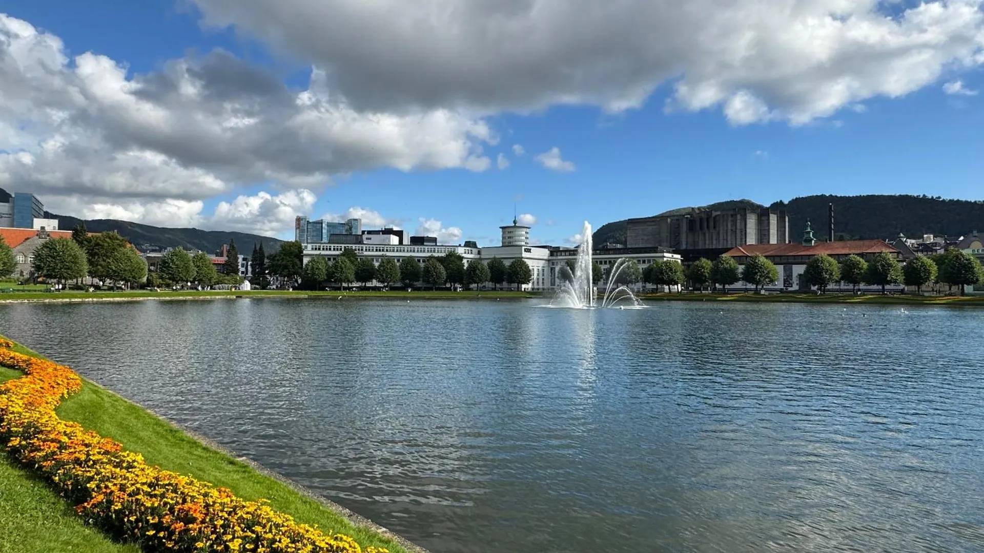 Lake View Apartment In Center Of Bergen - 3 Bedrooms
